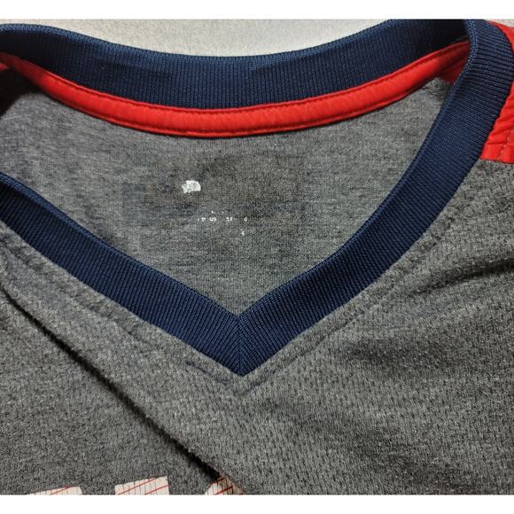 True Fan Gray Red LA Angels MLB Graphic Logo Shirt Large Lightweight Soft - Picture 6 of 7